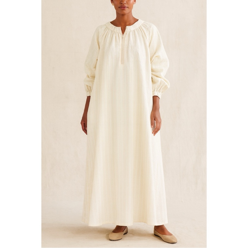 Girls of Dust Textured Long Sleeve Zip Up Boxy Maxi Dress